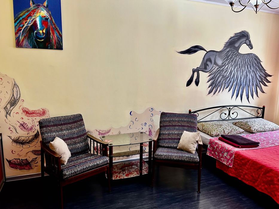 Квартира Посуточно жд вокзал( 2 мин), клиника Очі, Ультрамарин, МВД