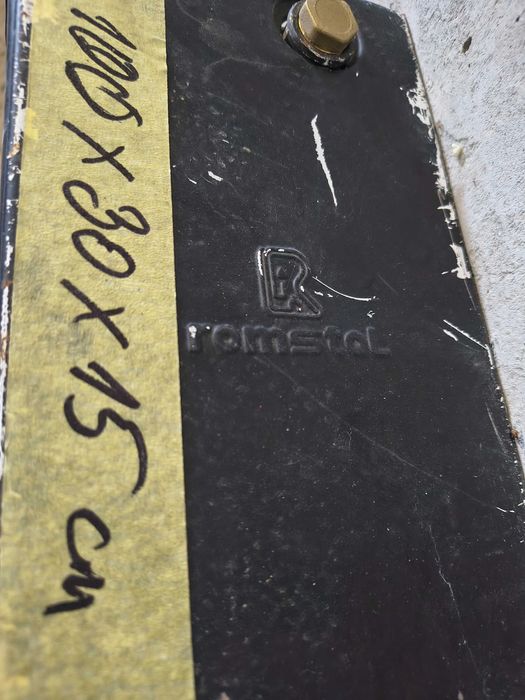 Продам радиатор  Romstal 33 Тип 100*30*15см (боковое подключение) (Б/У)