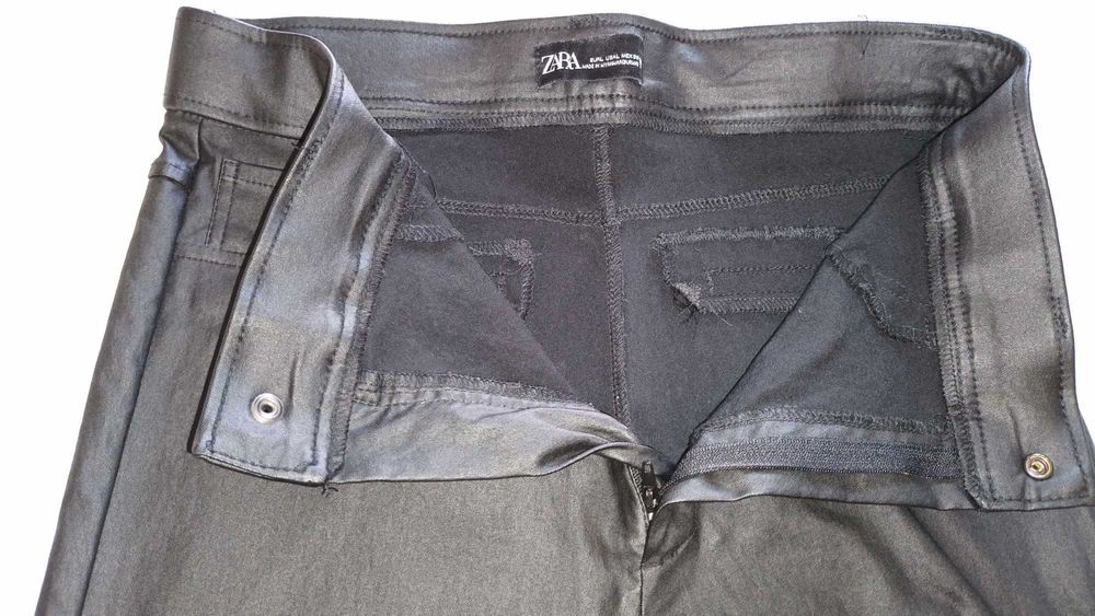 Calças da Zara em preto