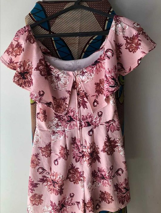 Macacão Rosa Floral