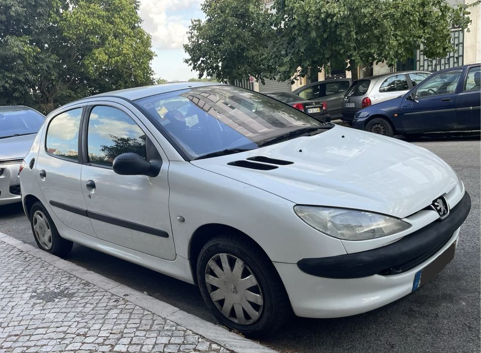 Peugeot 206 — fotografia 2