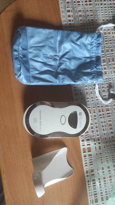 NU SKIN ageLOC Galvanic Body Spa