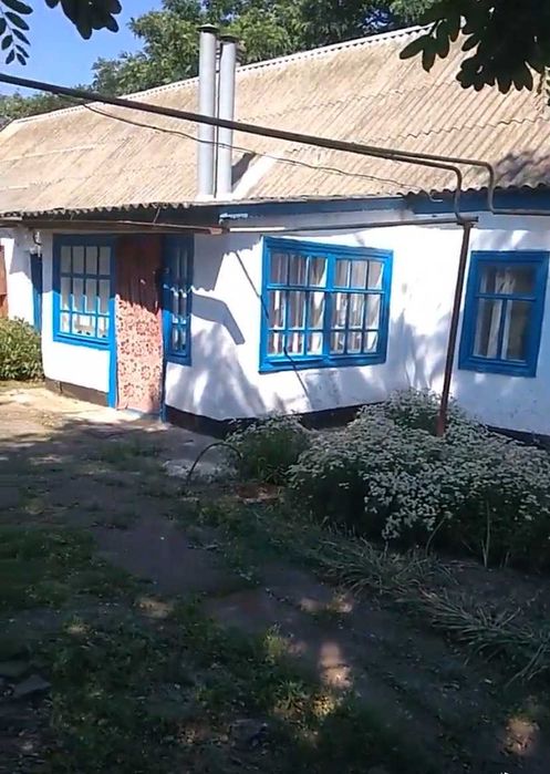 Продається будинок у центрі