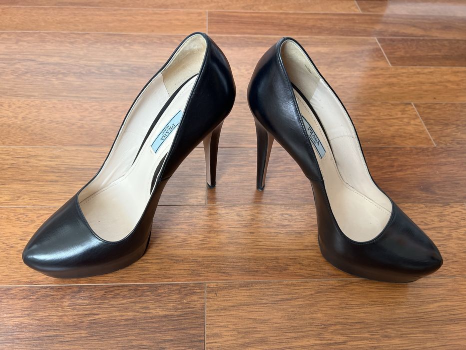 Туфлі Prada. Оригінал.