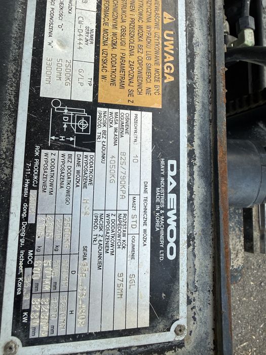 Wozek widlowy DAEWOO