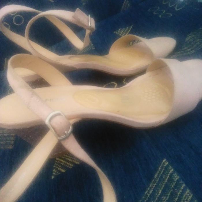 Sandaly damskie Anna Field r 39