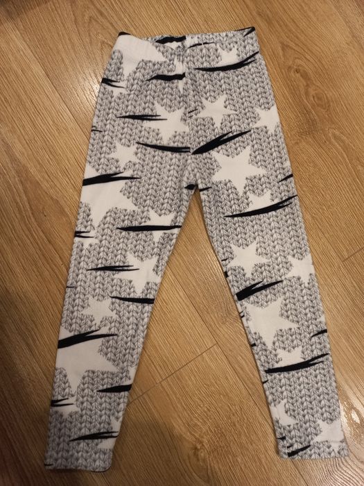 Ciepłe malutkie legginsy dziewczęce w rozm. 98-104.