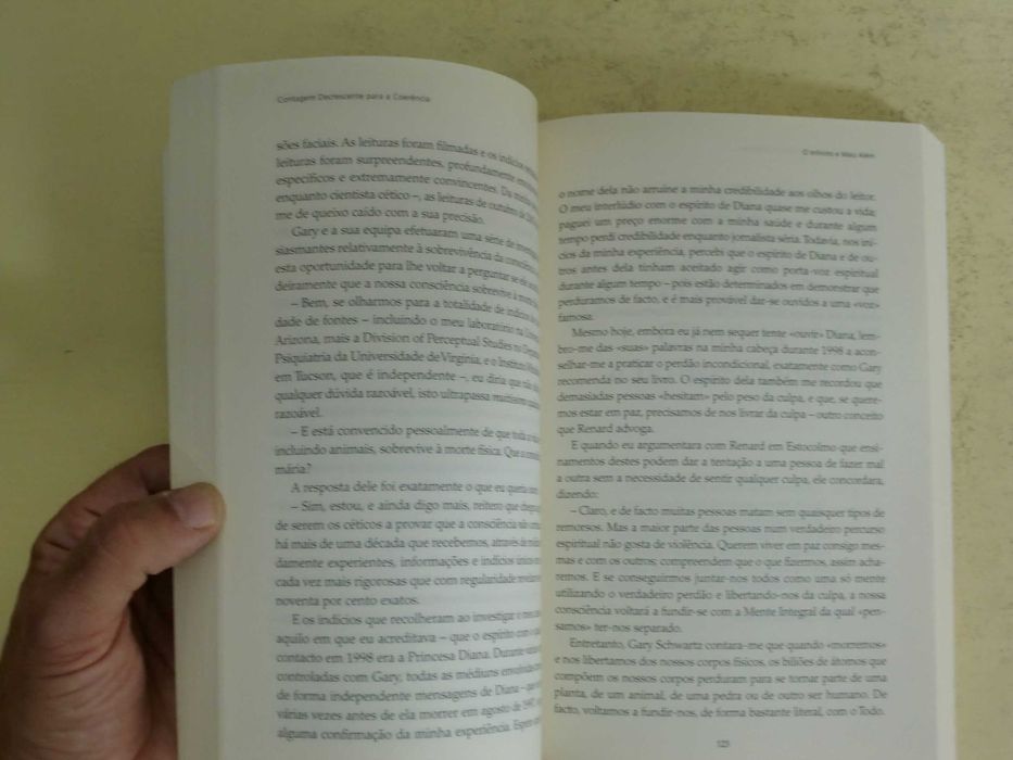 Contagem Decrescente para a Coerência
de Hazel Courteney