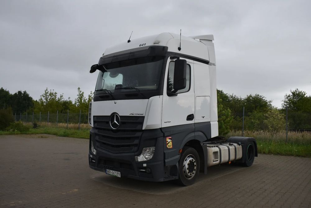 alt