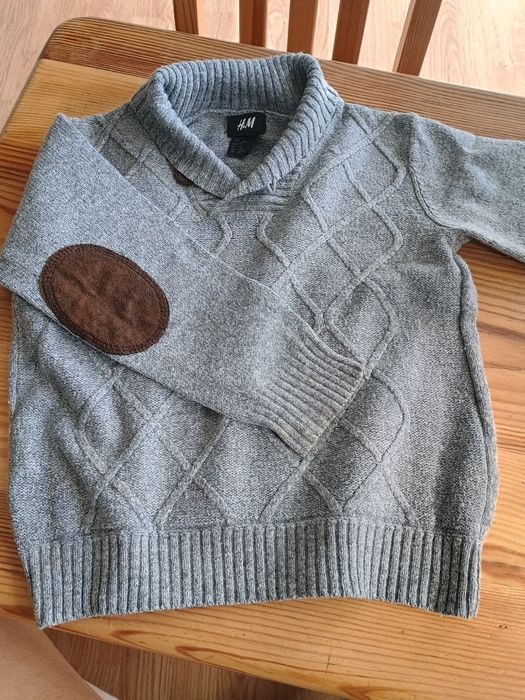 Sweter z domieszką wełny