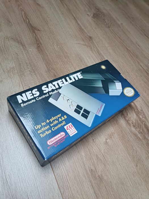 Nintendo NES Satellite - Novo
