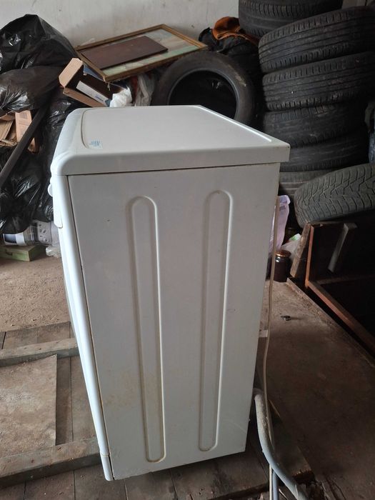 Пральна машина INDESIT під ремонт або на запчастини