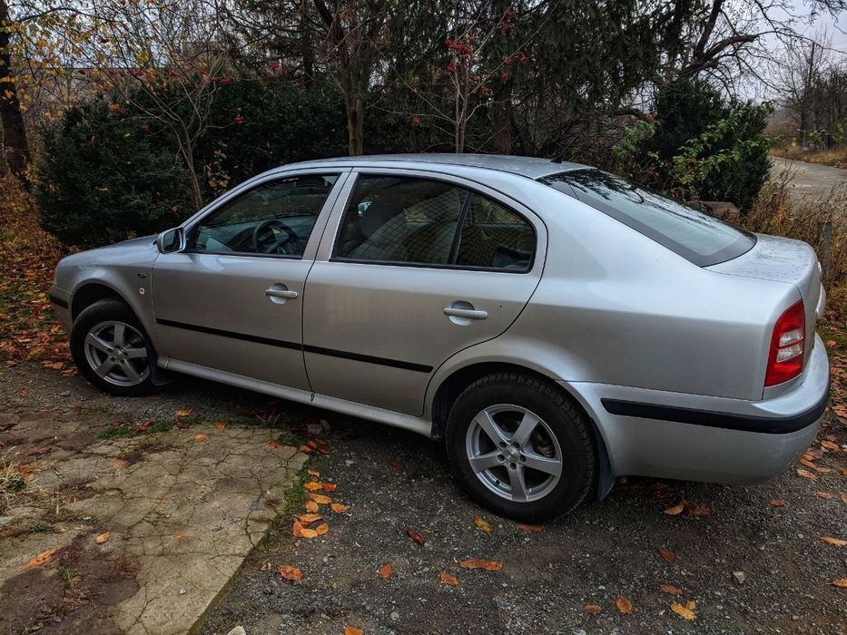 Трансфер/ таксі по місту/Оренда авто з водієм, під різні потреби.