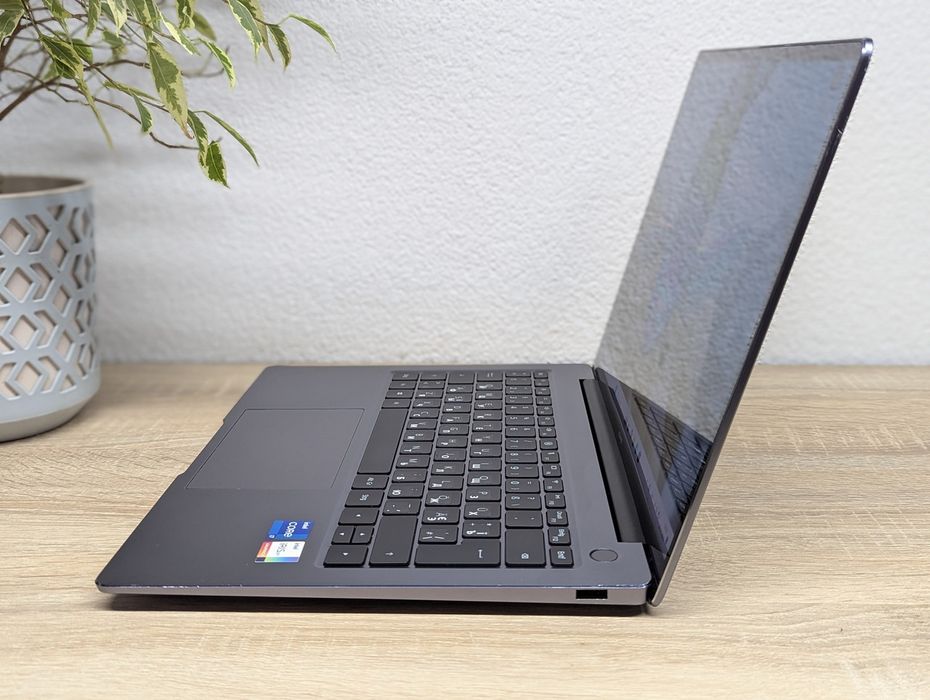 Продам стильний ноутбук Huawei MateBook 14s