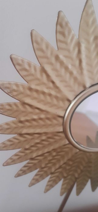 Złote lusterka metalowe