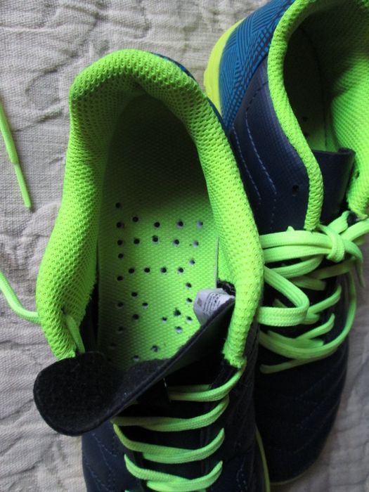 Ténis de rapaz nº36 ( KIPSTA )