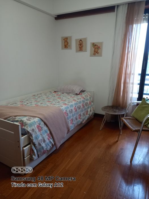 Quarto para arrendar,confortável.