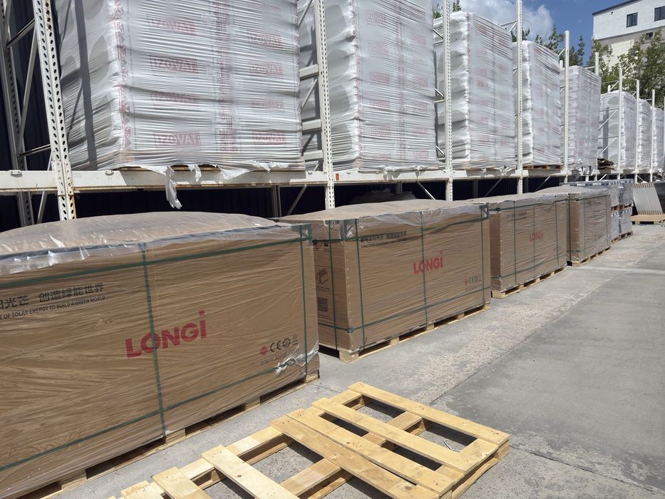 Монтаж інверторів, та підключення АКБ