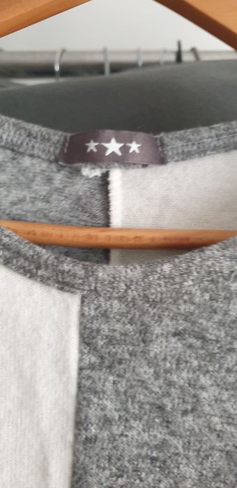 Malha cinza e branca