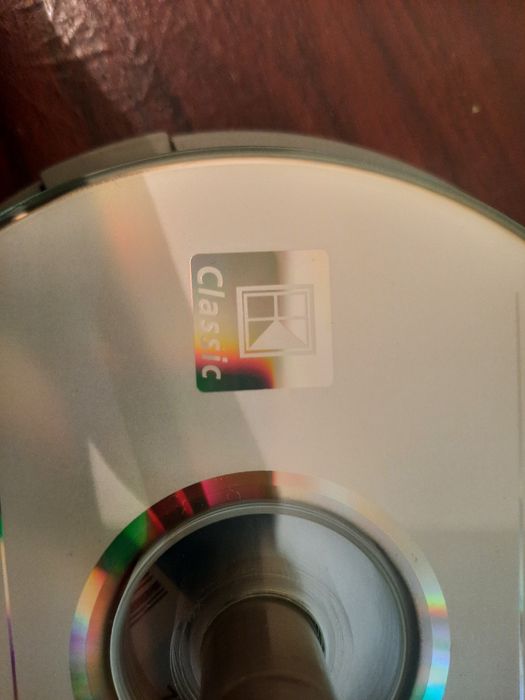 CD-R 700 МБ с кейсов 15 штук.