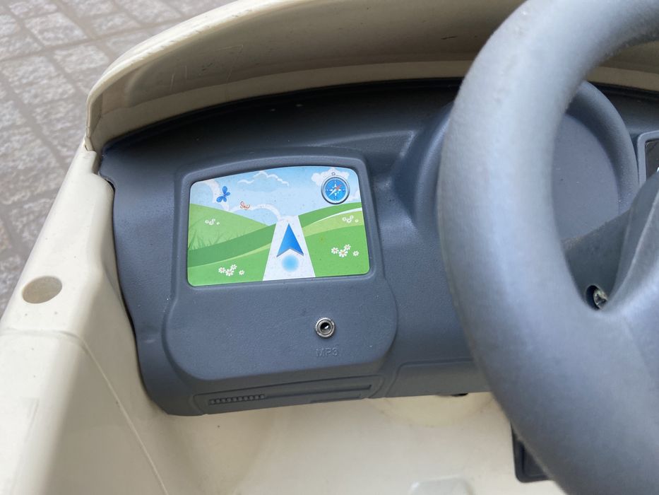 VENDO CARRINHO PARA CRIANÇA IMPECAVEL FIAT 500