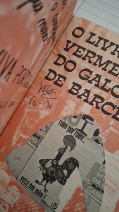 O livrinho vermelho Gslo Barcelos sátira humor raro