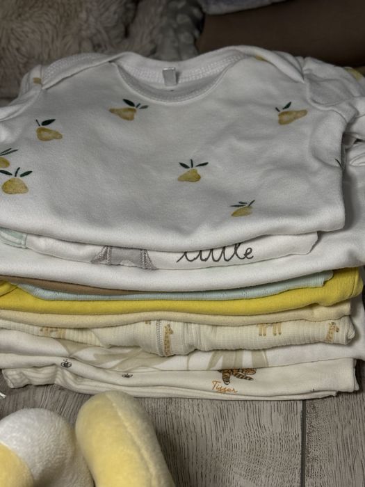 Лот одягу від 50 до 68 р кокон та іграшка в подарунок