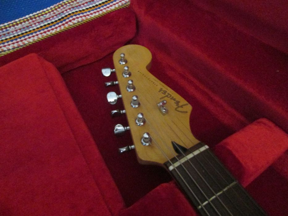 Fender Stratocaster (made in Japan 1993)  (Não aceito trocas)