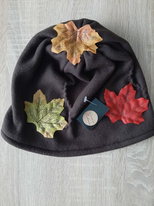 Pani Jesień strój przebranie drzewo z dziupla i wiewiórką