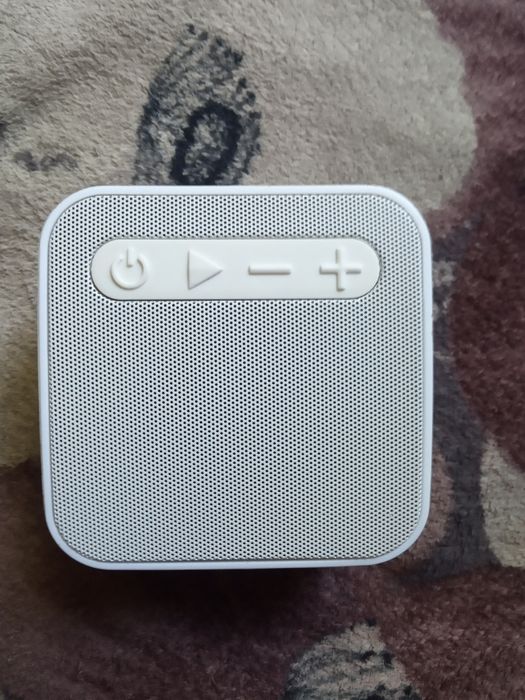 Музыкальная колонка.