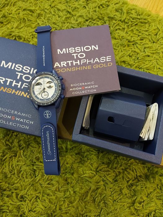 Swatch omega Earthphase Moonphase gold