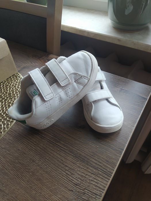 Sprzedam buty adidas rozmiar 26
