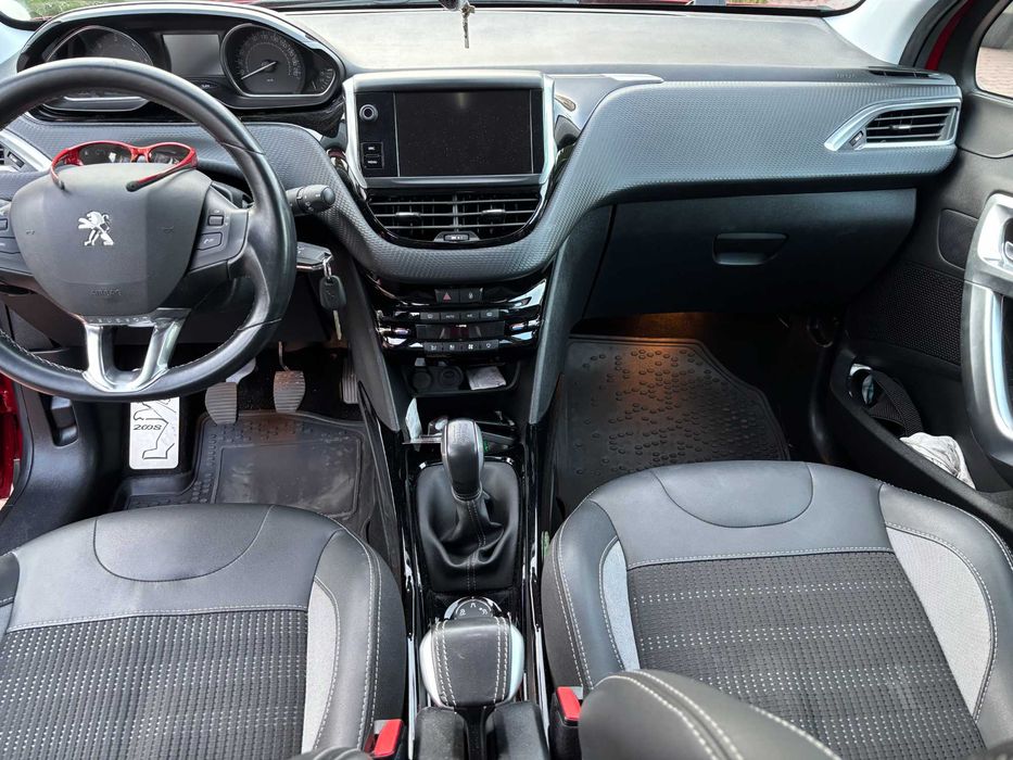 Sprzedam Peugeot 2008 1.5 Blue HDI 2019 r. zadbany!