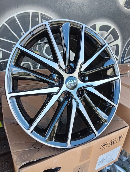 777 Новые диски R18 5/114.3 60.1 Toyota Corolla Camry Lexus GS ES IS