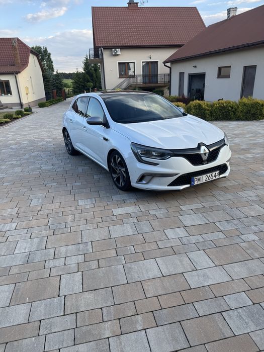 Renault Megane  lV.  GT 2017 4 Control .Panorama