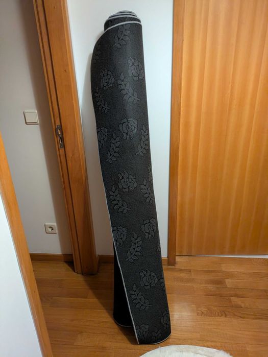 Tapete muito elegante novo