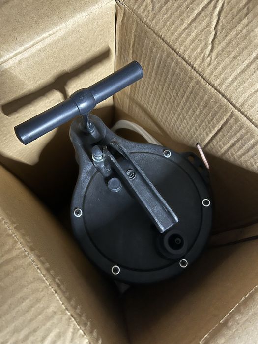 Nowa odsysarka reczna do oleju silvertools 9l