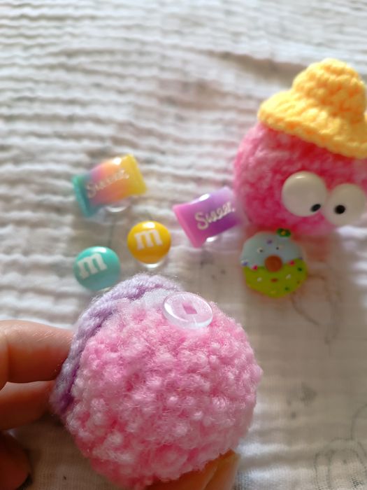 Цепочки  для кроксів брелочки  пухнастики дитячі crocs jibbitz