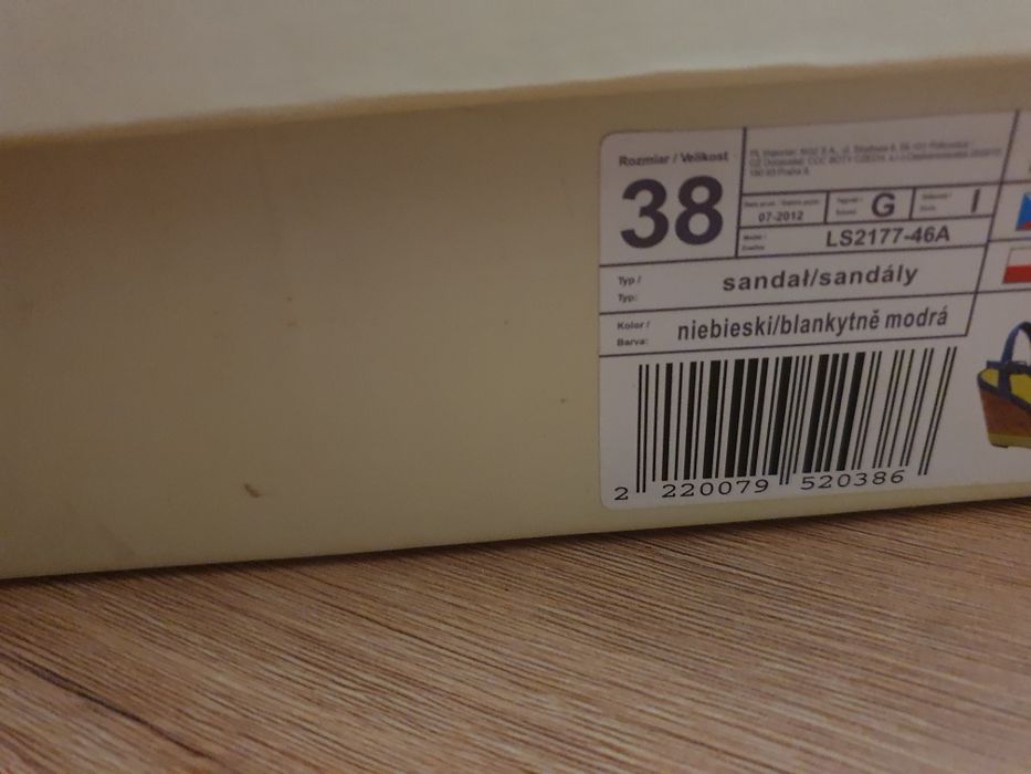 Sprzedam sandały