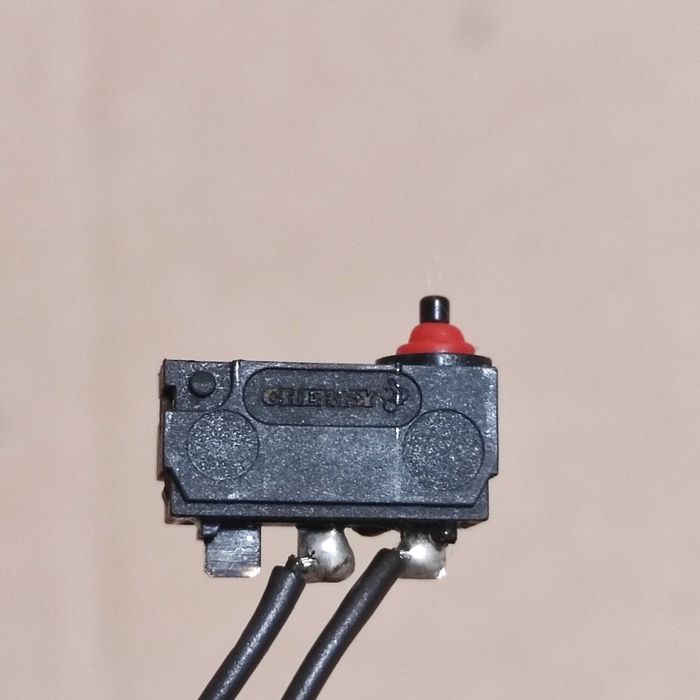 Микровыключатель Cherry кухонный комбайн Bosch МUM5