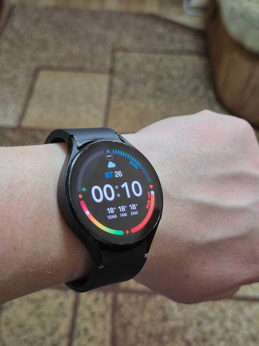 Продам смарт годинник galaxy watch 5