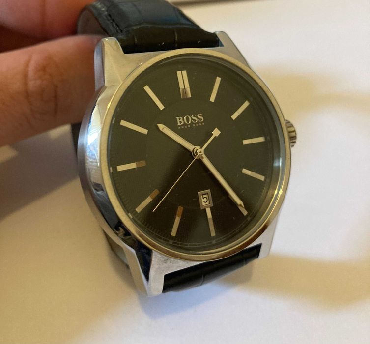 Relógio BOSS, bracelete pele