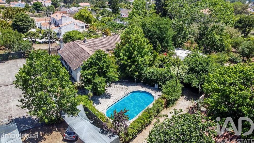 Terreno em Fernão Ferro de 10174,00 m2