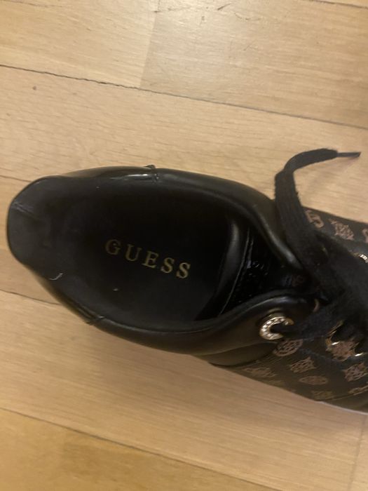 Sapatilhas originais guess