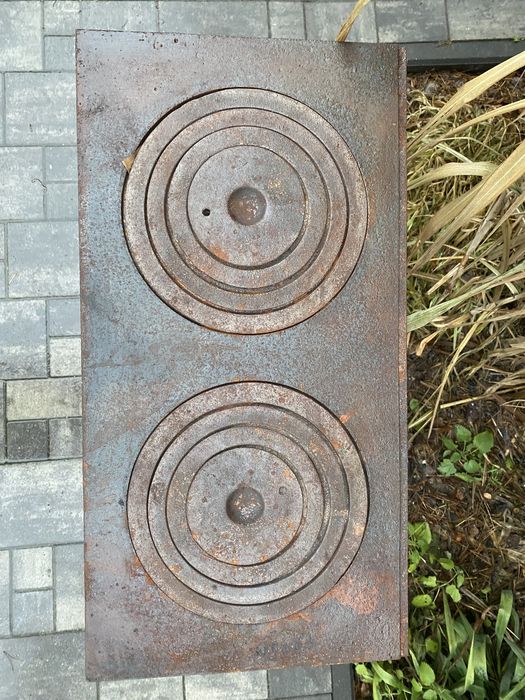 Płyta żeliwna fajerki 630x325mm.