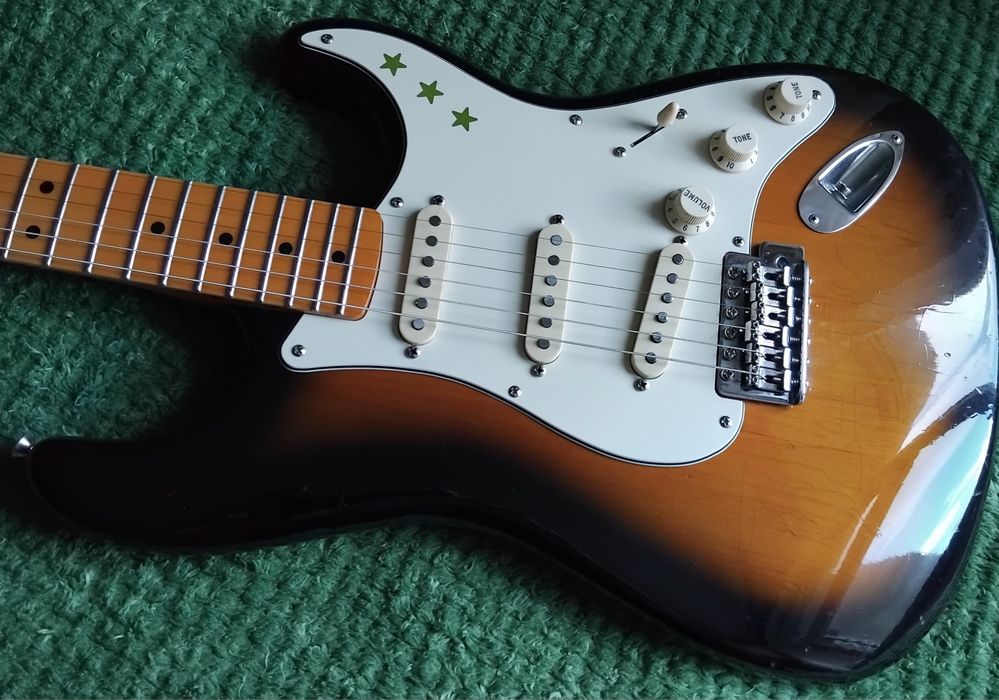 Fender Classic Vibe Squier Stratocaster