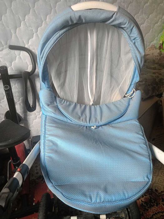 Продам коляску Galactic