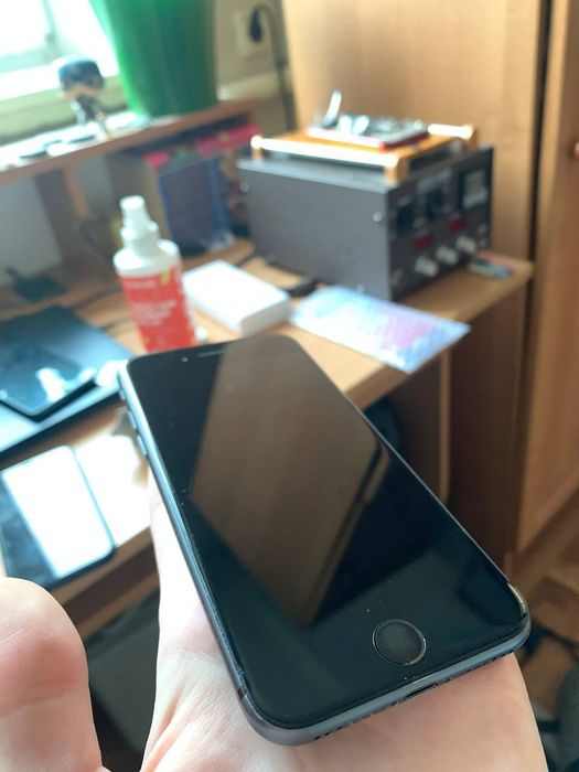 iPhone 8 64gb neverlock