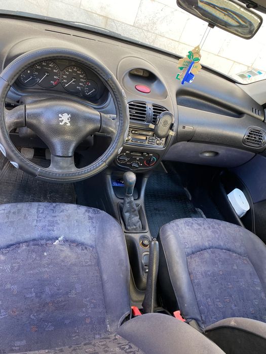 Carro peugeot 206