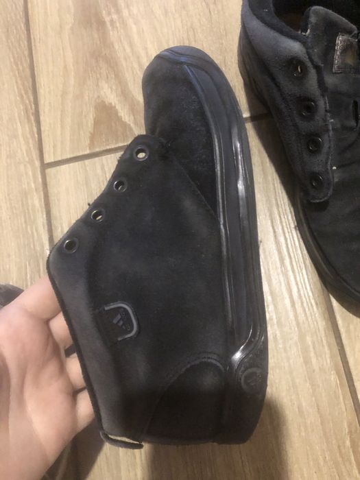 Осінь-весна замш adidas 35 розімр 22 см устілка